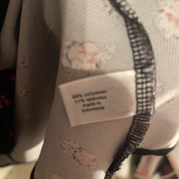 Lane Bryant Floral size 24 Women’s top - Picture 4 of 10